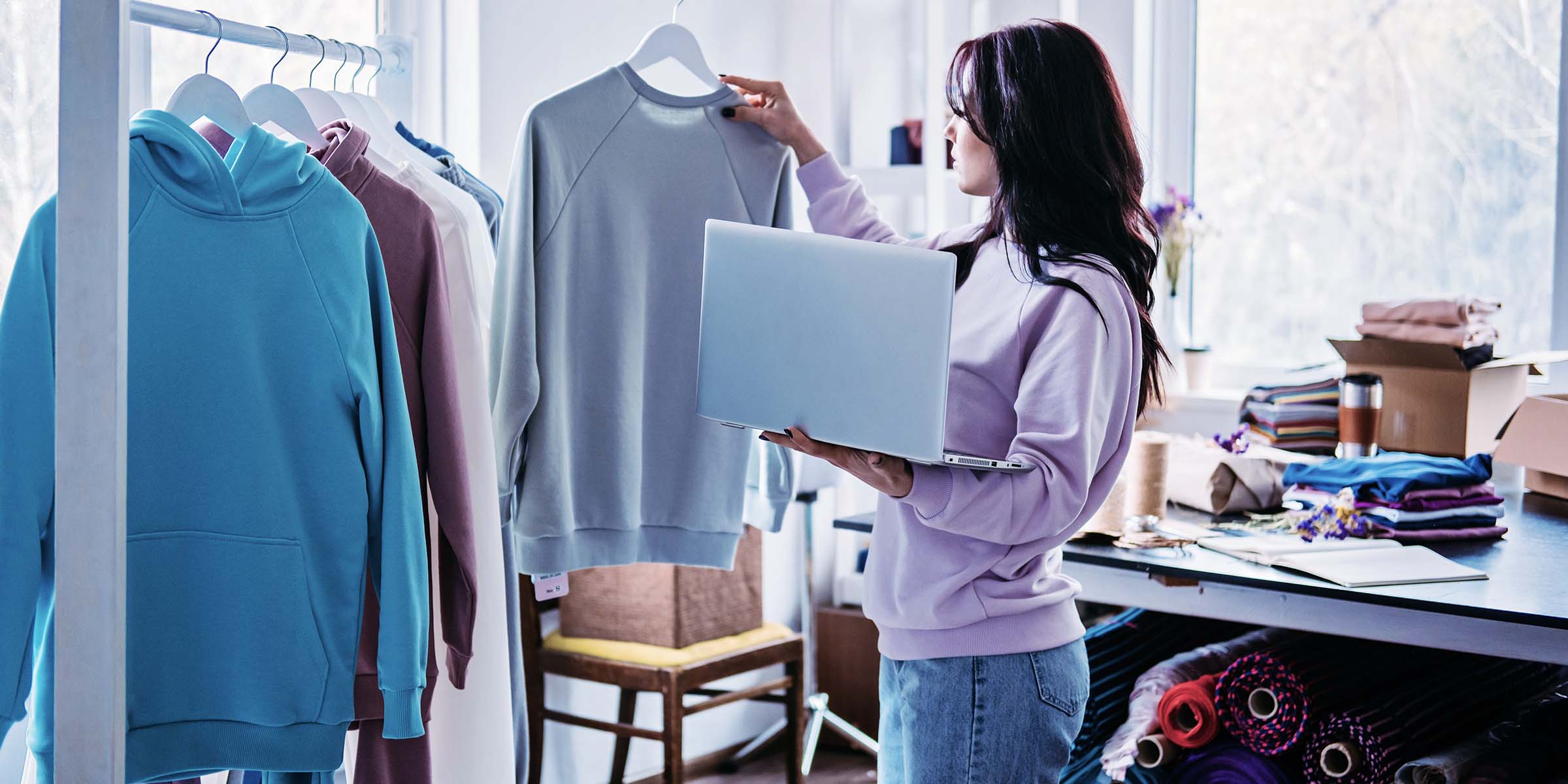 dropshipping vs. print on demand-speedbee